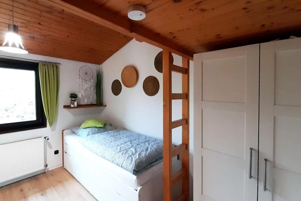 Ferienhaus Lena Im Sauerland Direkt Am Hennesee Meschede Eksteriør bilde