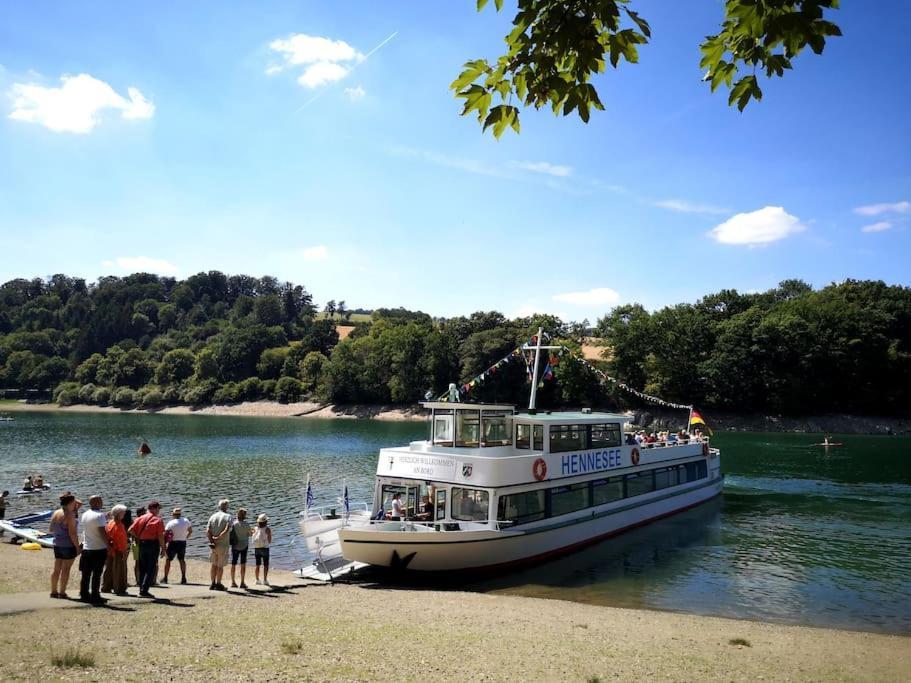 Ferienhaus Lena Im Sauerland Direkt Am Hennesee Meschede Eksteriør bilde