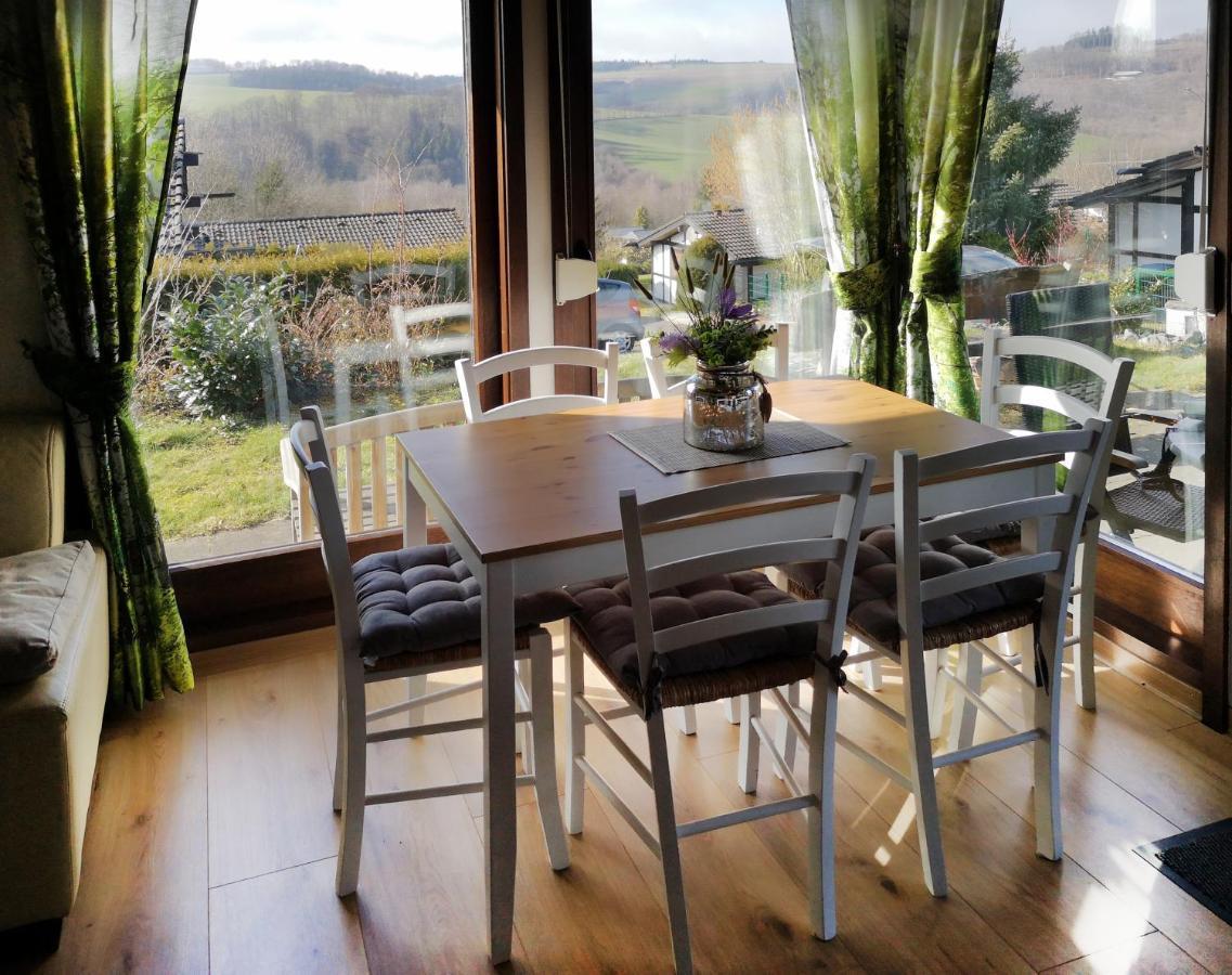 Ferienhaus Lena Im Sauerland Direkt Am Hennesee Meschede Eksteriør bilde